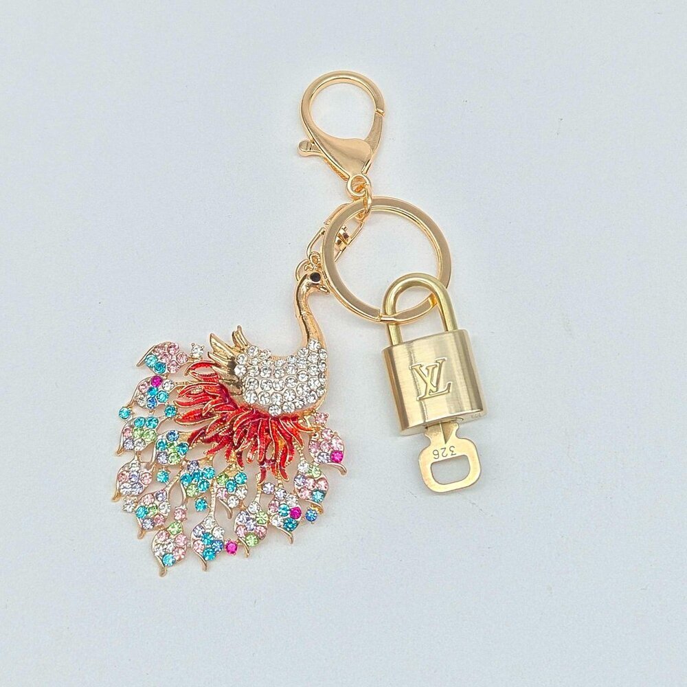 LV Gold Padlock Authentic 🔑 Luxury Bag Charm w/ Unbranded Peacock Keychain